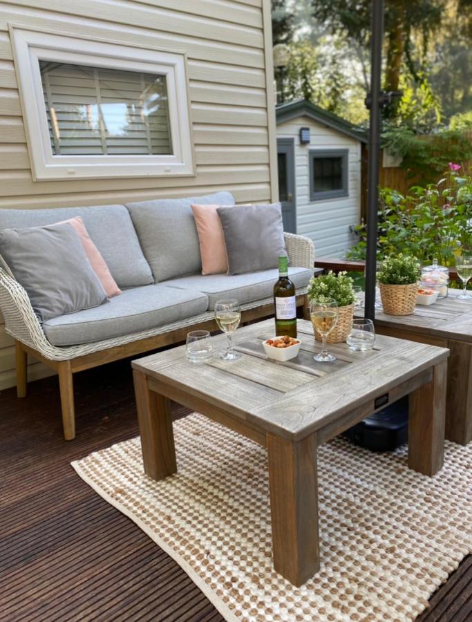 Luxe Chalet Met Prachtig Terras Op De Veluwe , Veel Privacy Hoenderloo Eksteriør bilde